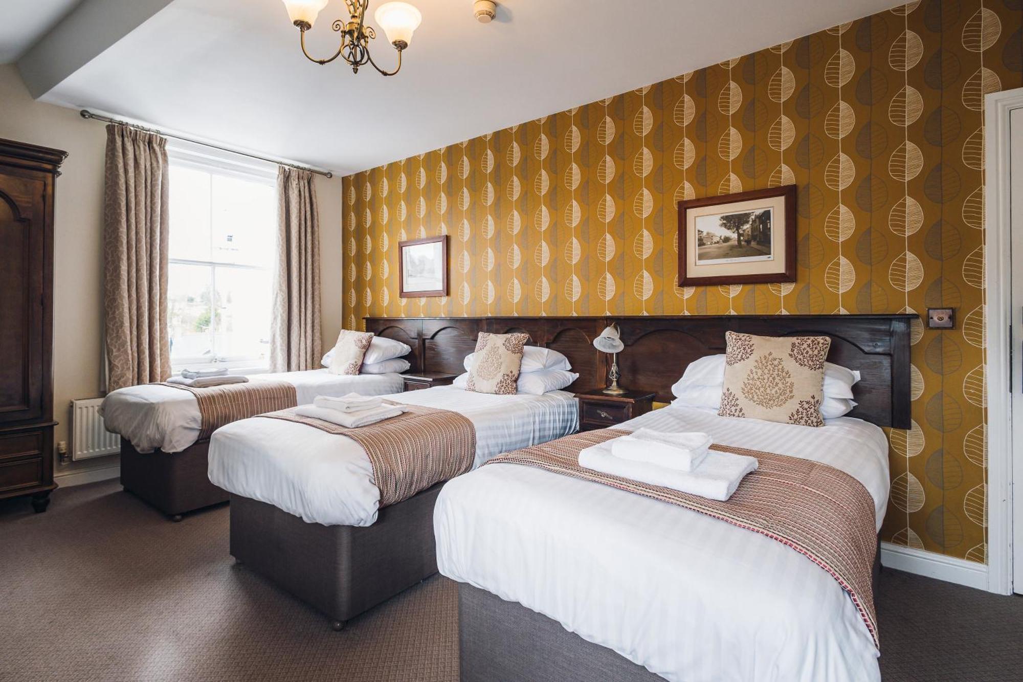 White Lion Royal Hotel Bala Eksteriør billede
